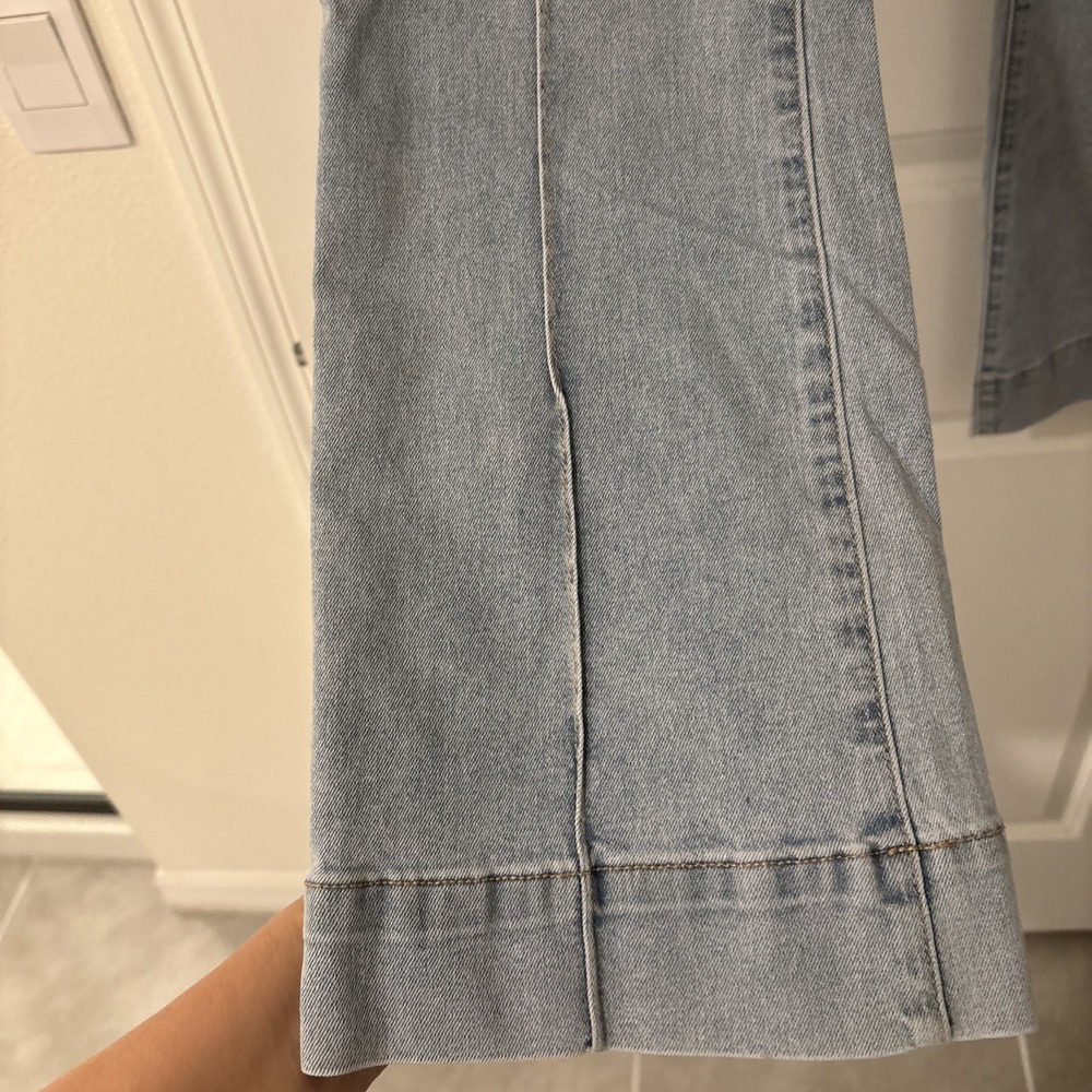 Madden Girl Mid Rise Boot Cut Jeans Light Wash Juniors Size 3 - Picture 4 of 16
